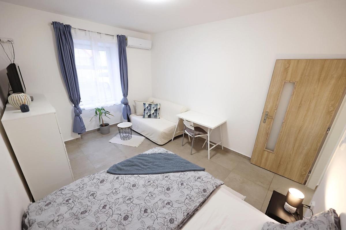 Fara No71 Apart 3 Libice nad Cidlinou Ngoại thất bức ảnh